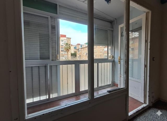 3 soveværelse Lejlighed til salg i Carretera de Cadiz, Málaga by - € 174.000 (Ref: 9586741)