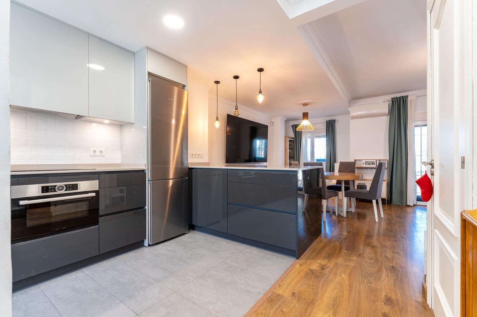 3 sovrum Radhus till salu i La Cala del Moral med pool - 490 000 € (Ref: 9596405)