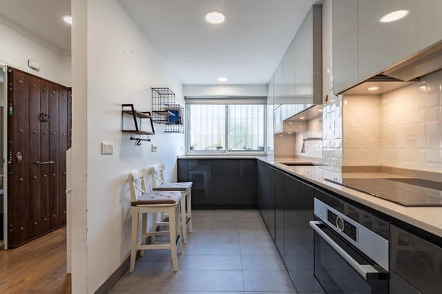 3 sovrum Radhus till salu i La Cala del Moral, Rincón de la Victoria med pool - 490 000 € (Ref: 9596405)