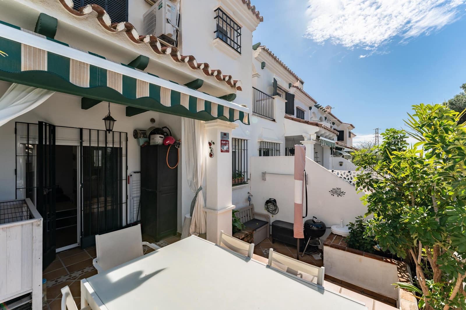 3 sovrum Radhus till salu i La Cala del Moral med pool - 490 000 € (Ref: 9596405)