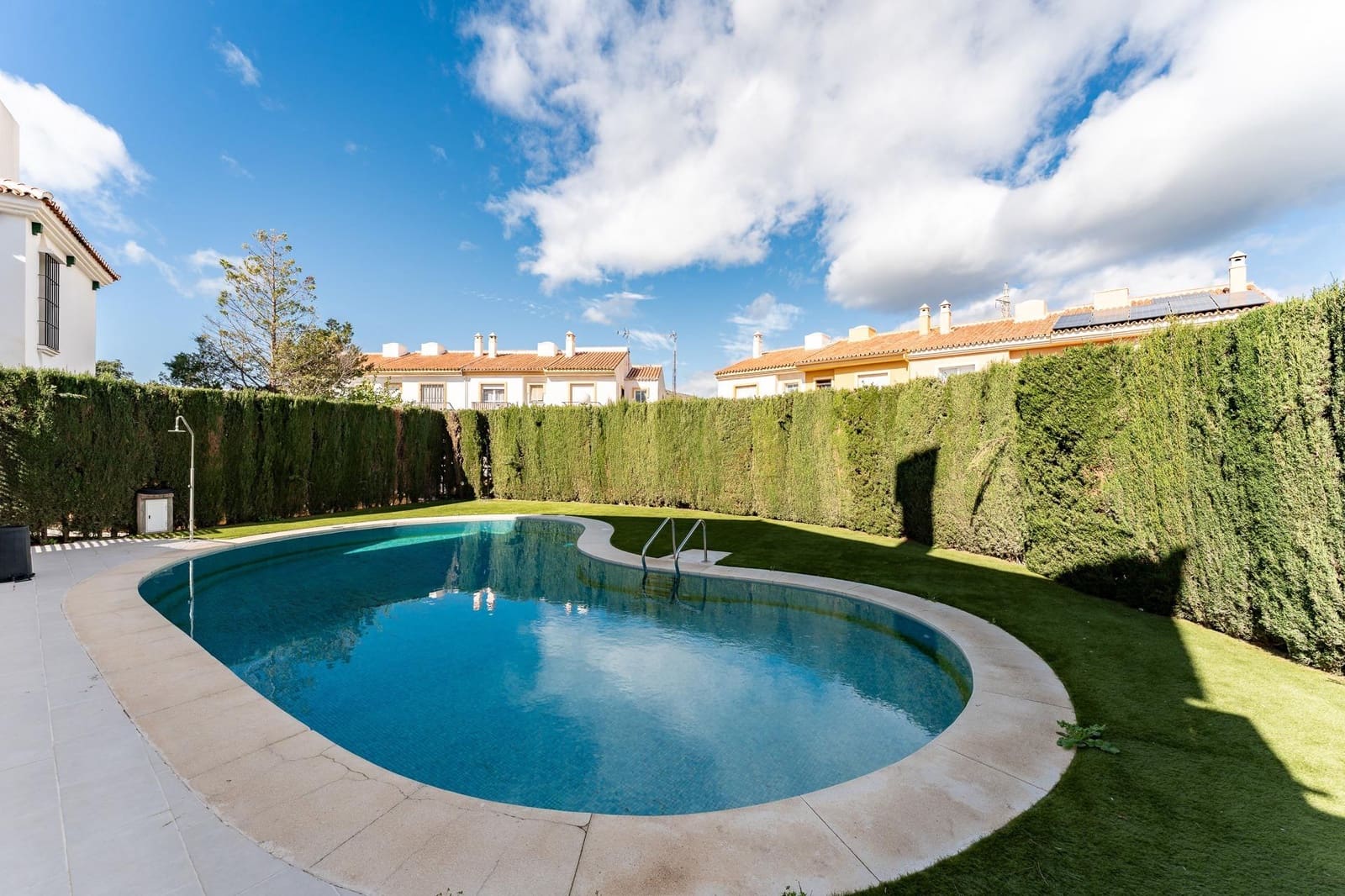 3 sovrum Radhus till salu i La Cala del Moral med pool - 490 000 € (Ref: 9596405)