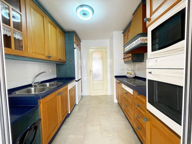 3 camera da letto Appartamento in vendita in Nerja con garage - 380.000 € (Rif: 9596406)