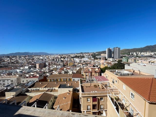 4 Zimmer Wohnung zu vermieten in Málaga Stadt - 1.350 € (Ref: 9616089)