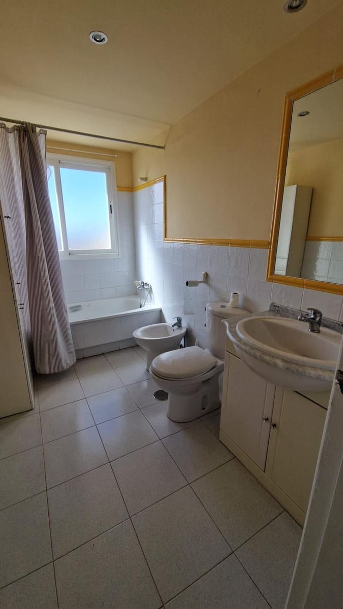 3 sovrum Lägenhet att hyra i Riviera del Sol - 1 200 € (Ref: 9616090)