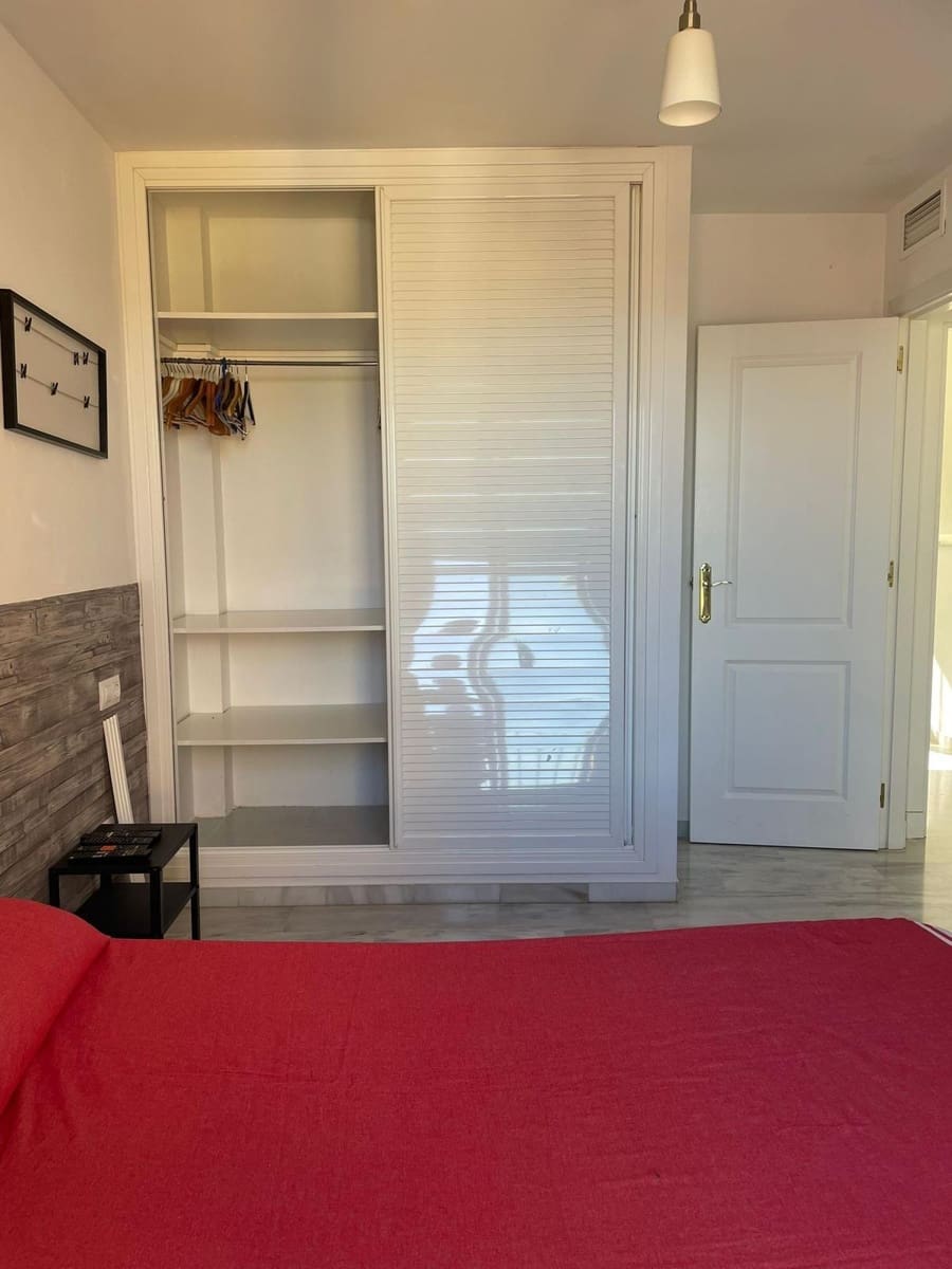 3 sovrum Lägenhet att hyra i Riviera del Sol - 1 200 € (Ref: 9616090)