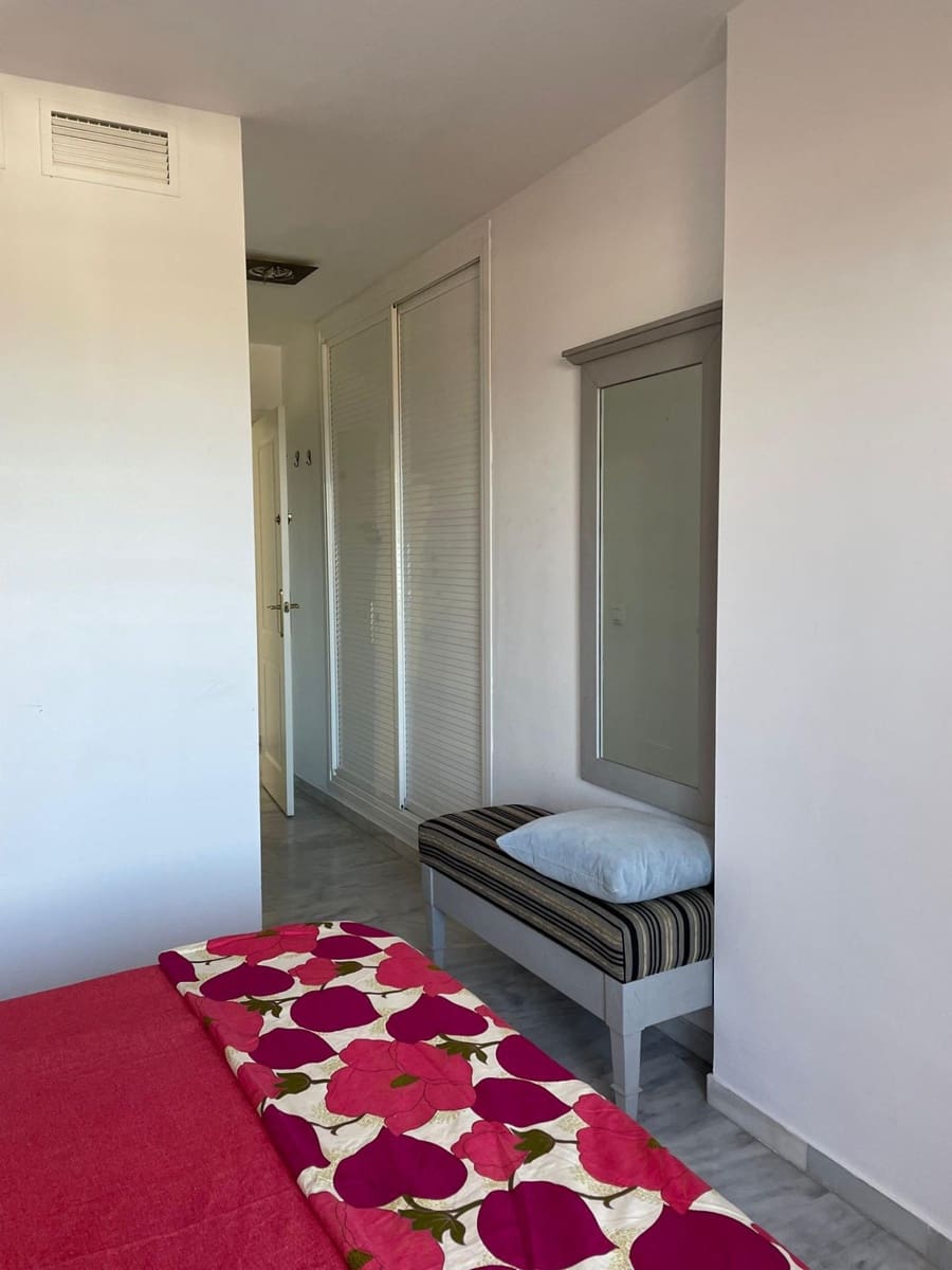 3 sovrum Lägenhet att hyra i Riviera del Sol - 1 200 € (Ref: 9616090)