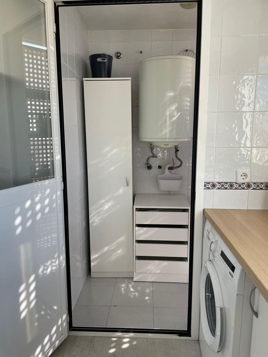 3 sovrum Lägenhet att hyra i Riviera del Sol - 1 200 € (Ref: 9616090)