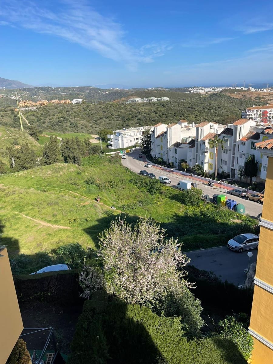 3 sovrum Lägenhet att hyra i Riviera del Sol - 1 200 € (Ref: 9616090)