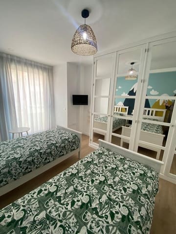 2 soverom Leilighet til leie i La Trinidad, Málaga by - € 1 400 (Ref: 9619514)