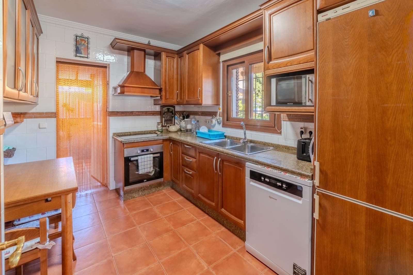 4 bedroom Villa for sale in La Cala del Moral with garage - € 740,000 (Ref: 9625925)