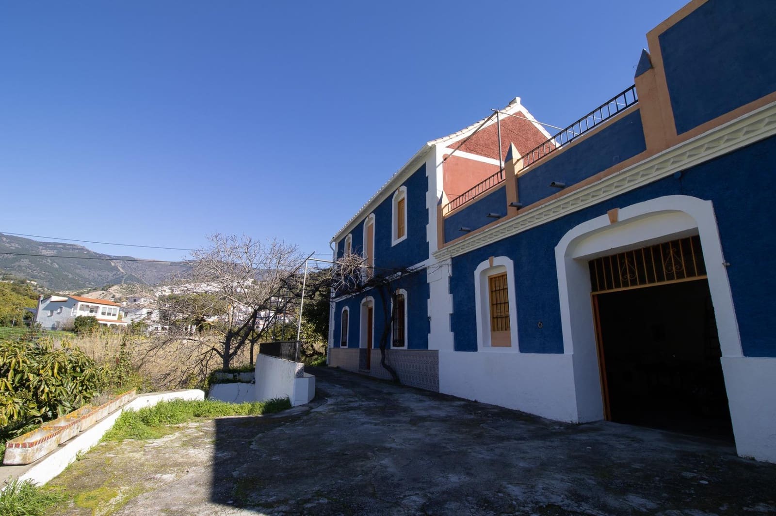 Finca/Casa Rural de 2 habitaciones en Archez en venta con garaje - 839.000 € (Ref: 9630327)
