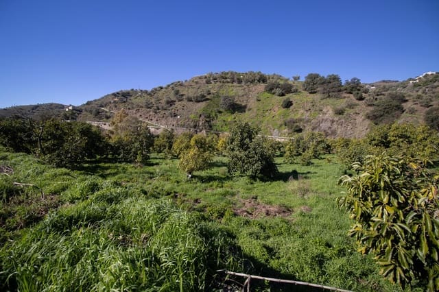 Finca/Casa Rural de 2 habitaciones en Archez en venta con garaje - 839.000 € (Ref: 9630327)