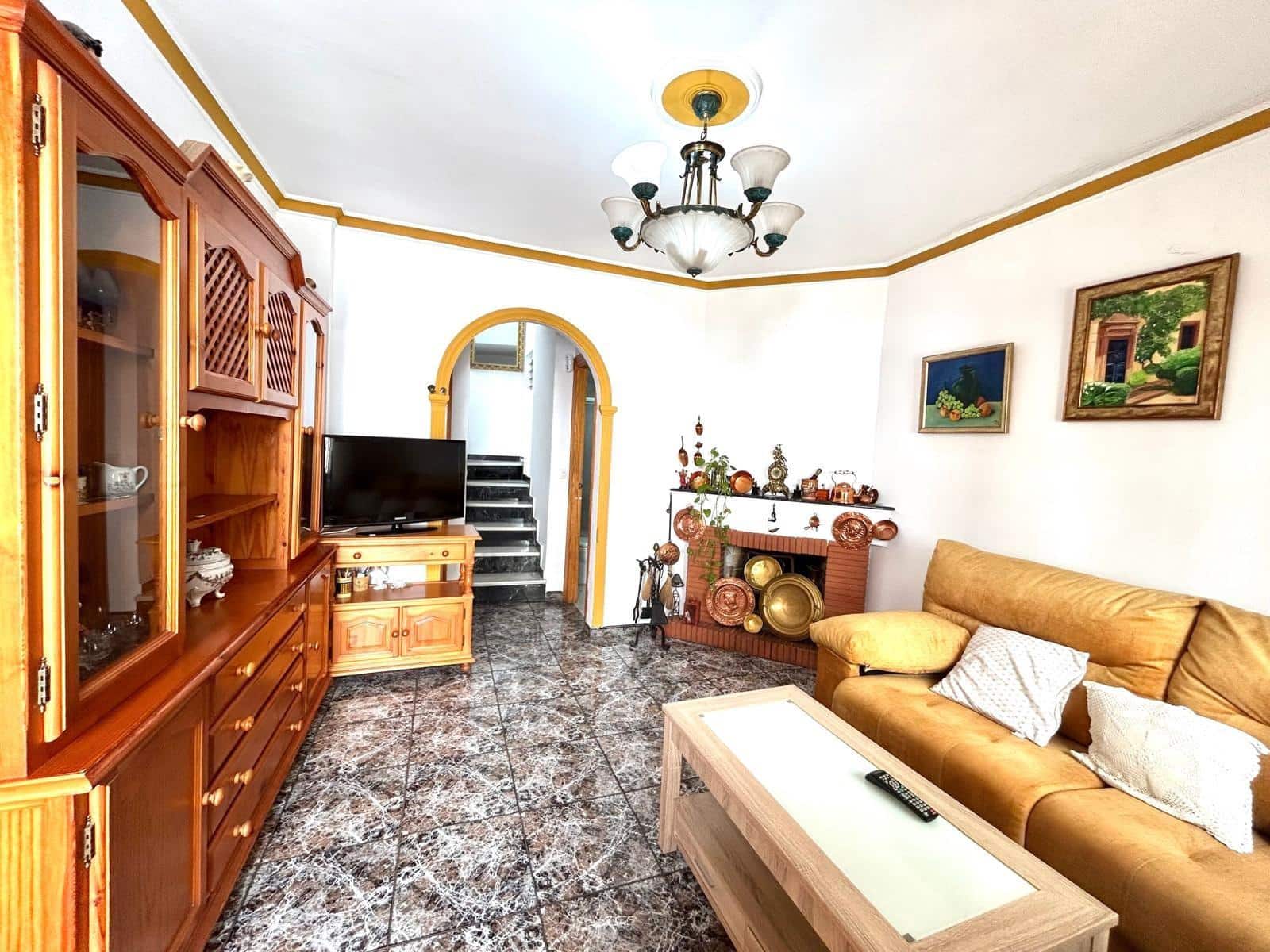 2 makuuhuone Huvila myytävänä paikassa Puerto de la Torre - 318 000 € (Ref: 9634542)