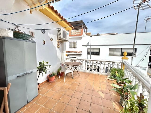 2 makuuhuone Huvila myytävänä paikassa Puerto de la Torre, Málaga kaupunki - 318 000 € (Ref: 9634542)