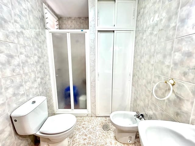 2 makuuhuone Huvila myytävänä paikassa Puerto de la Torre, Málaga kaupunki - 318 000 € (Ref: 9634542)