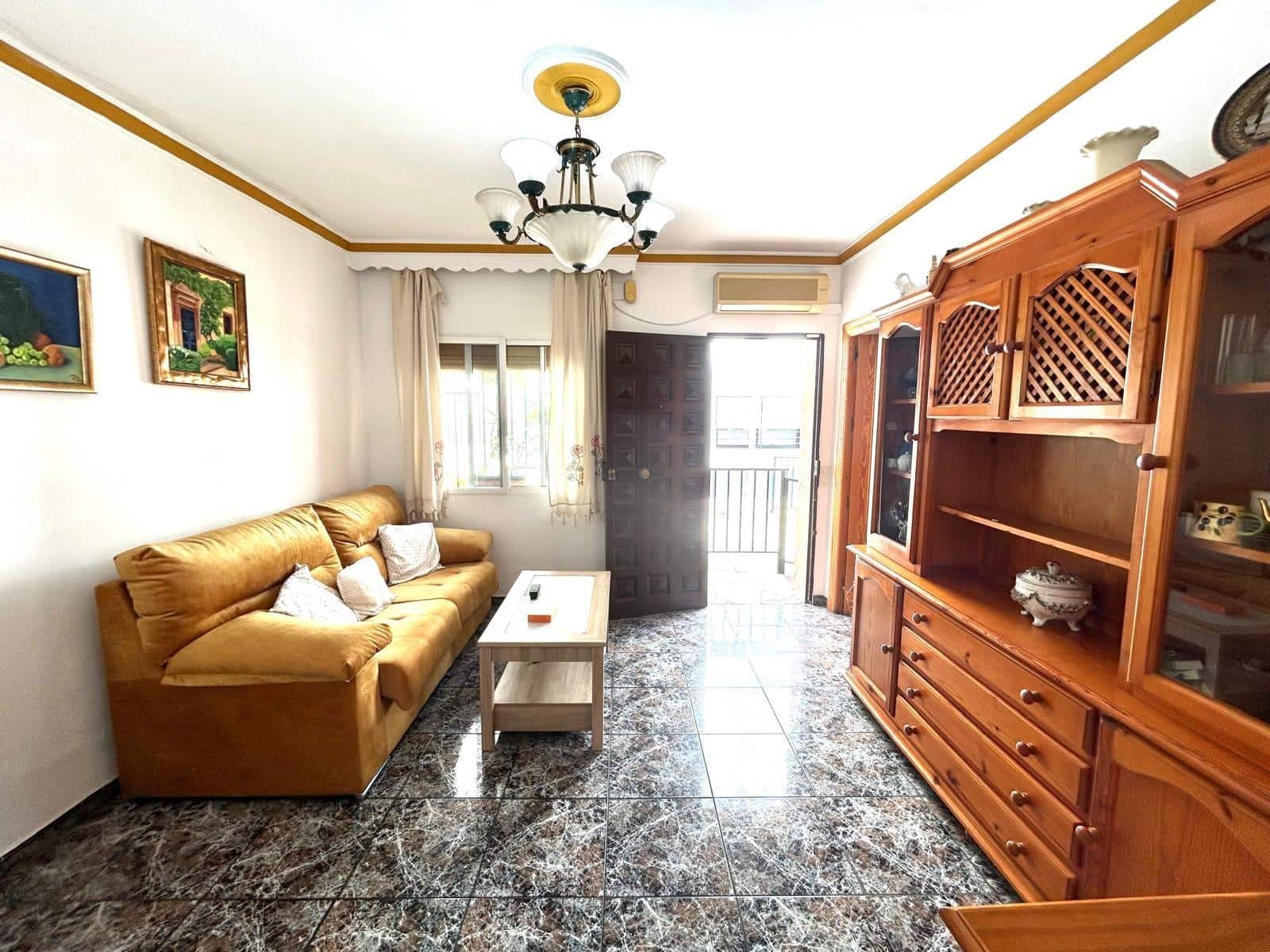 2 makuuhuone Huvila myytävänä paikassa Puerto de la Torre - 318 000 € (Ref: 9634542)