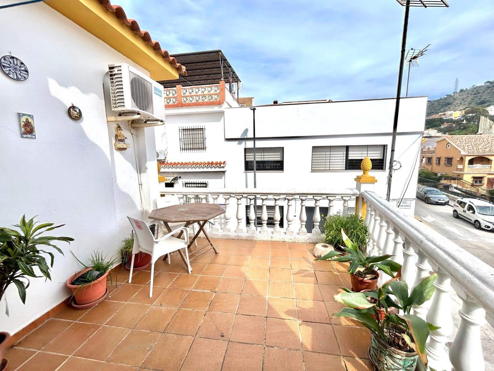 2 makuuhuone Huvila myytävänä paikassa Puerto de la Torre - 318 000 € (Ref: 9634542)