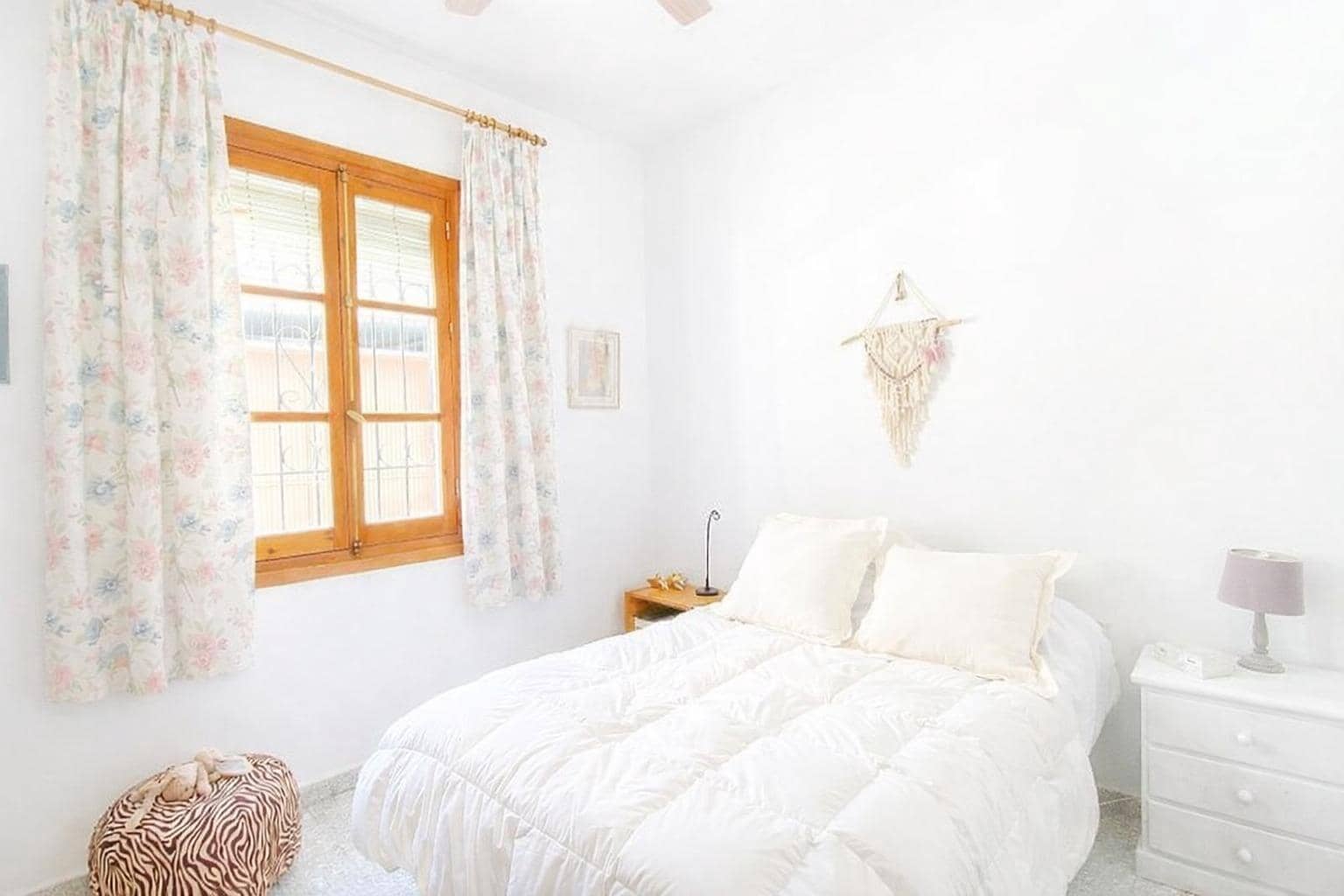 Casa de 10 habitaciones en Frigiliana en venta con garaje - 840.000 € (Ref: 9634543)