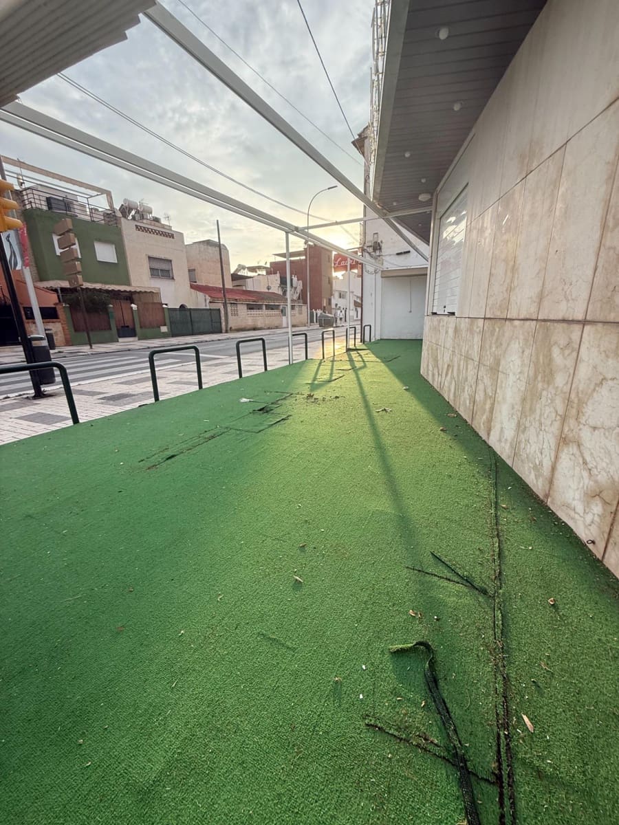 Comercial para venda em Malaga cidade - 670 000 € (Ref: 9637804)