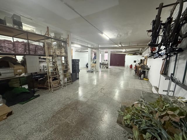 Comercial para venda em Málaga cidade - 670 000 € (Ref: 9637804)