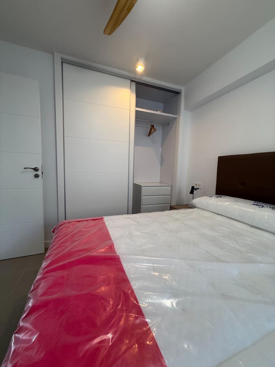 3 makuuhuone Huoneisto vuokrattavana paikassa Malaga kaupunki - 600 € (Ref: 9637806)