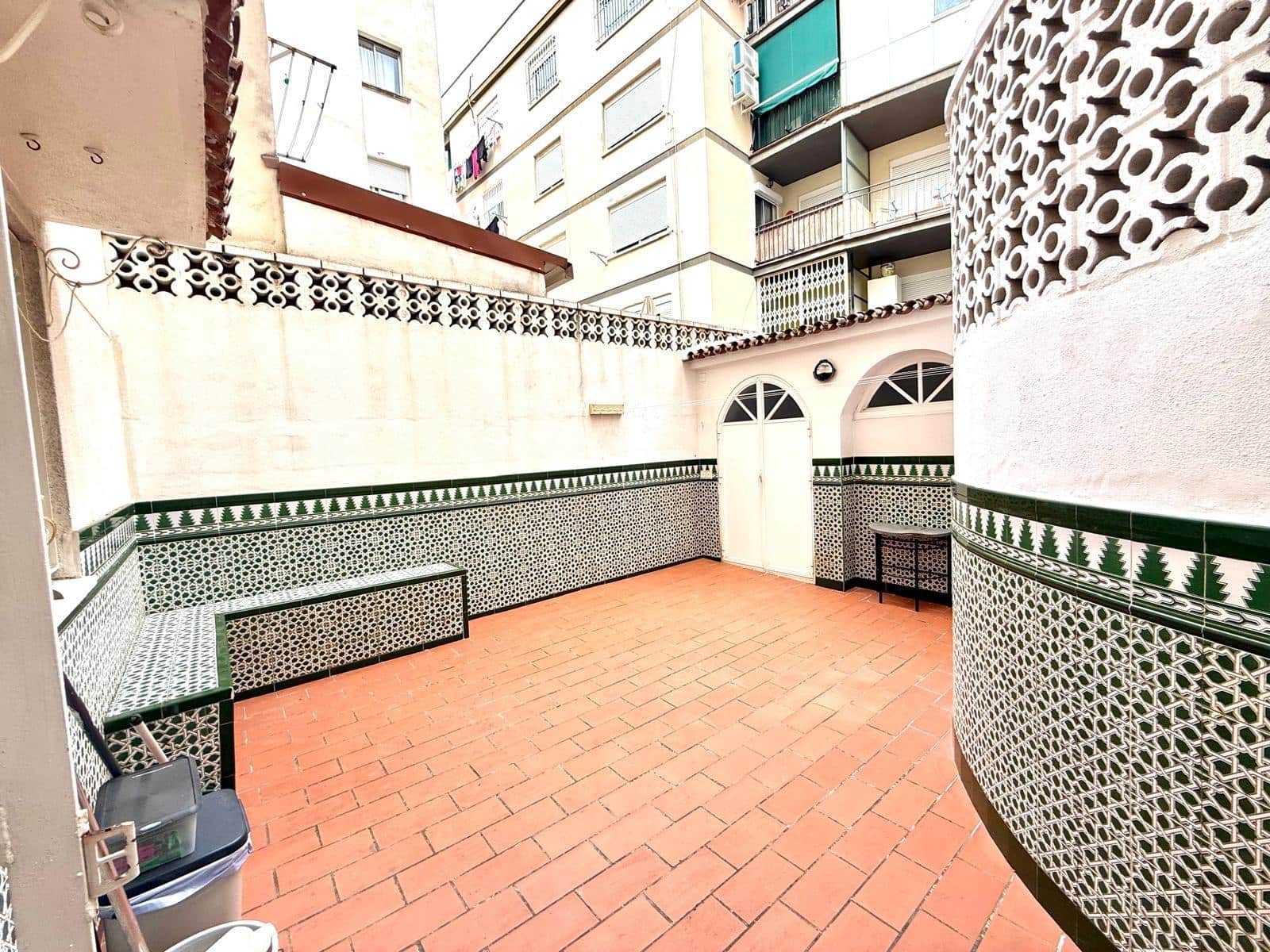 3 slaapkamer Flat te koop in Malaga stad - € 380.000 (Ref: 9652238)