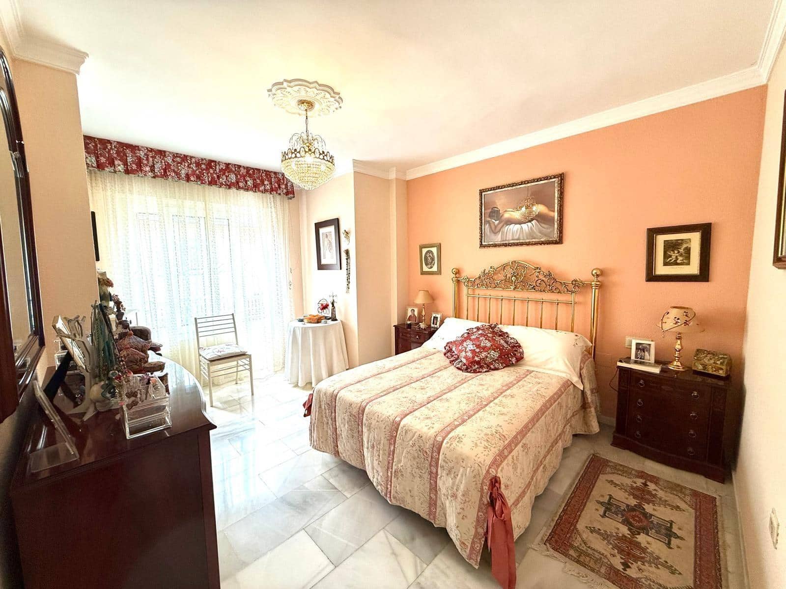 3 slaapkamer Flat te koop in Malaga stad - € 380.000 (Ref: 9652238)