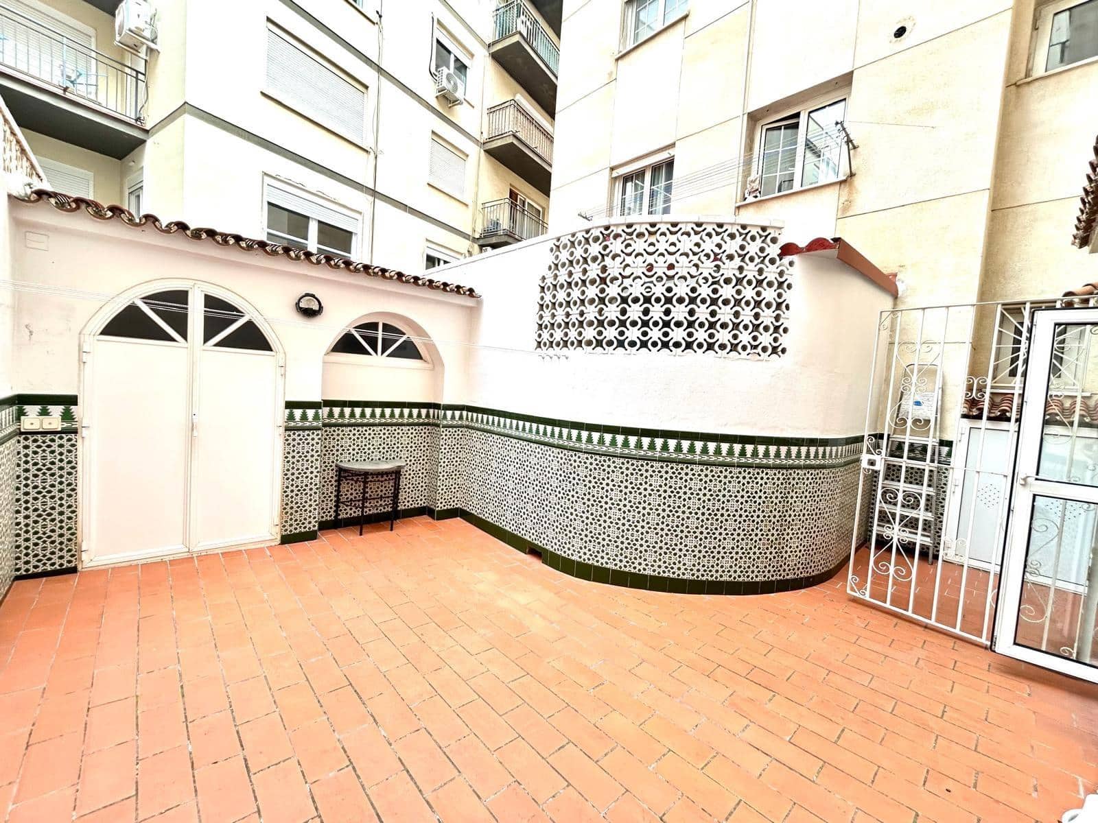 3 slaapkamer Flat te koop in Malaga stad - € 380.000 (Ref: 9652238)