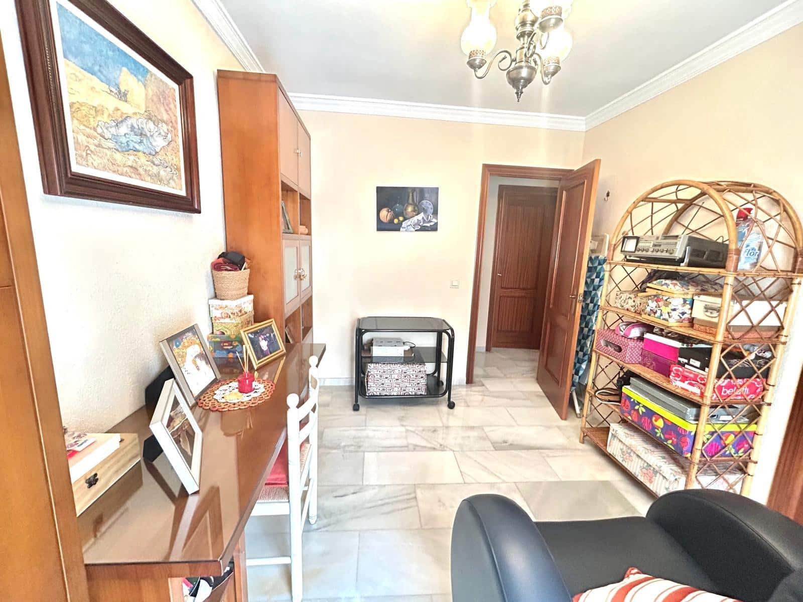 3 slaapkamer Flat te koop in Malaga stad - € 380.000 (Ref: 9652238)