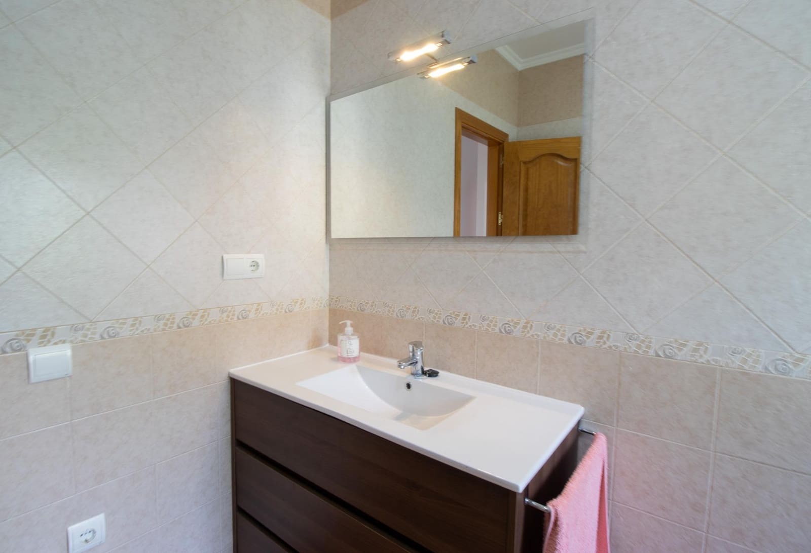 6 slaapkamer Villa te koop in Competa - € 950.000 (Ref: 9659637)