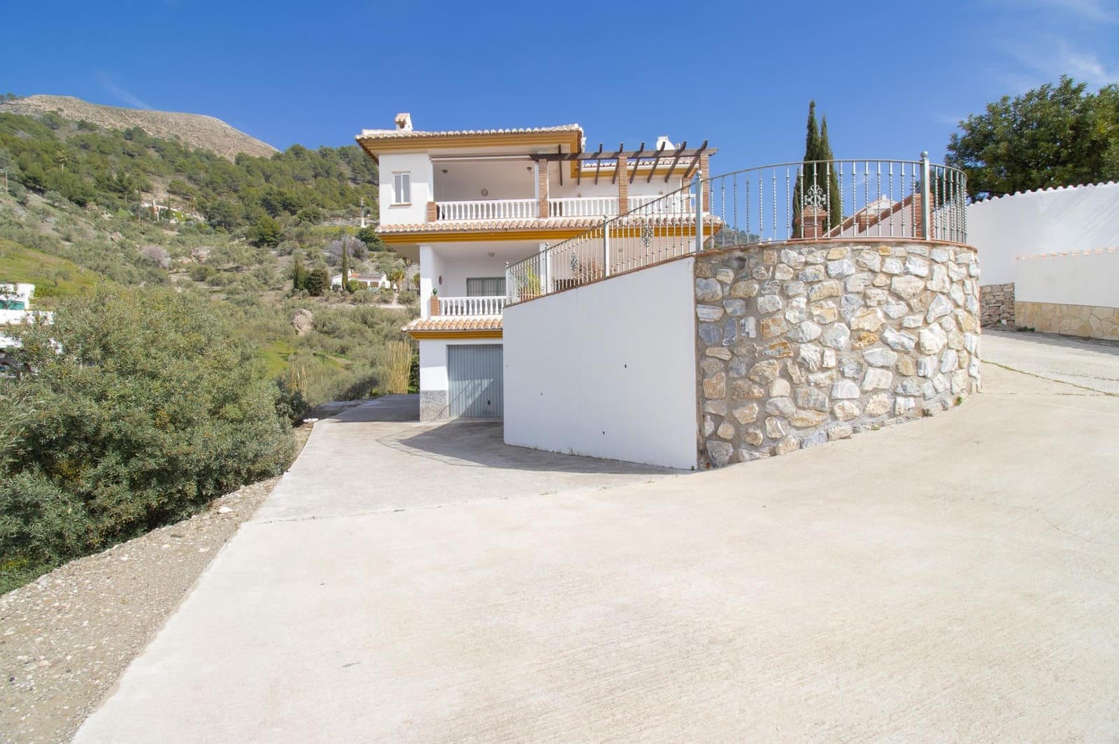 6 slaapkamer Villa te koop in Competa - € 950.000 (Ref: 9659637)