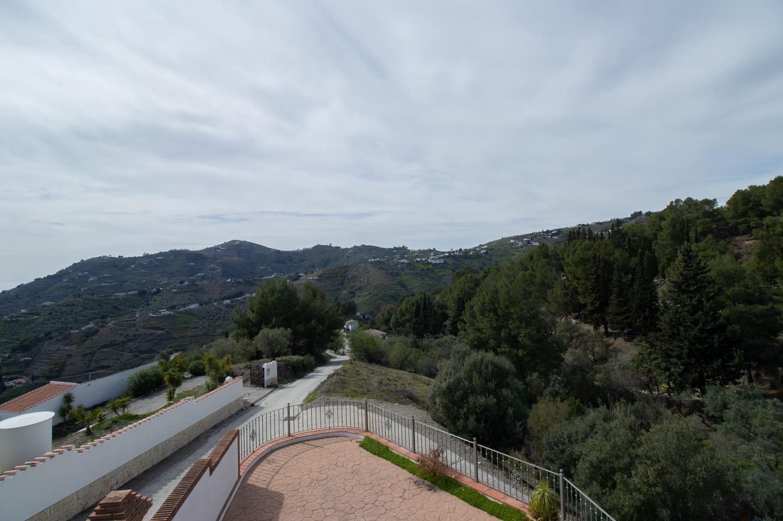 6 slaapkamer Villa te koop in Competa - € 950.000 (Ref: 9659637)