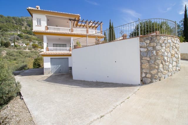 6 slaapkamer Villa te koop in Cómpeta - € 950.000 (Ref: 9659637)