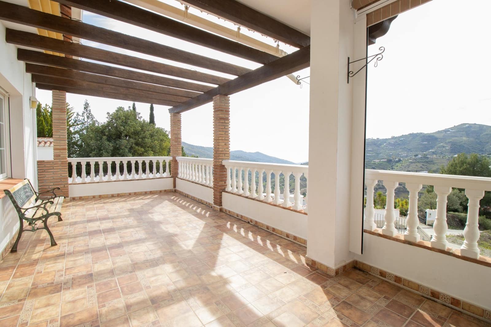 6 slaapkamer Villa te koop in Competa - € 950.000 (Ref: 9659637)