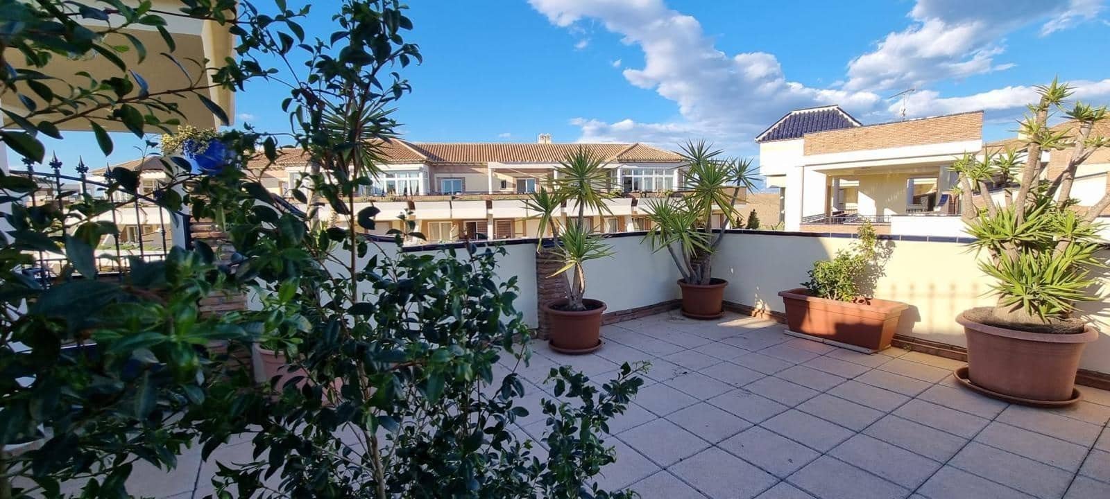 2 bedroom Penthouse for sale in Riviera del Sol with pool - € 474,500 (Ref: 9666794)