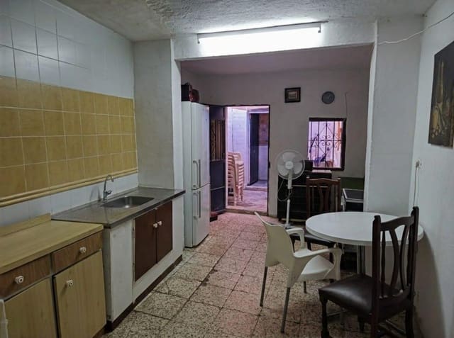4 slaapkamer Huis te koop in Alhaurín el Grande met garage - € 130.000 (Ref: 9666795)