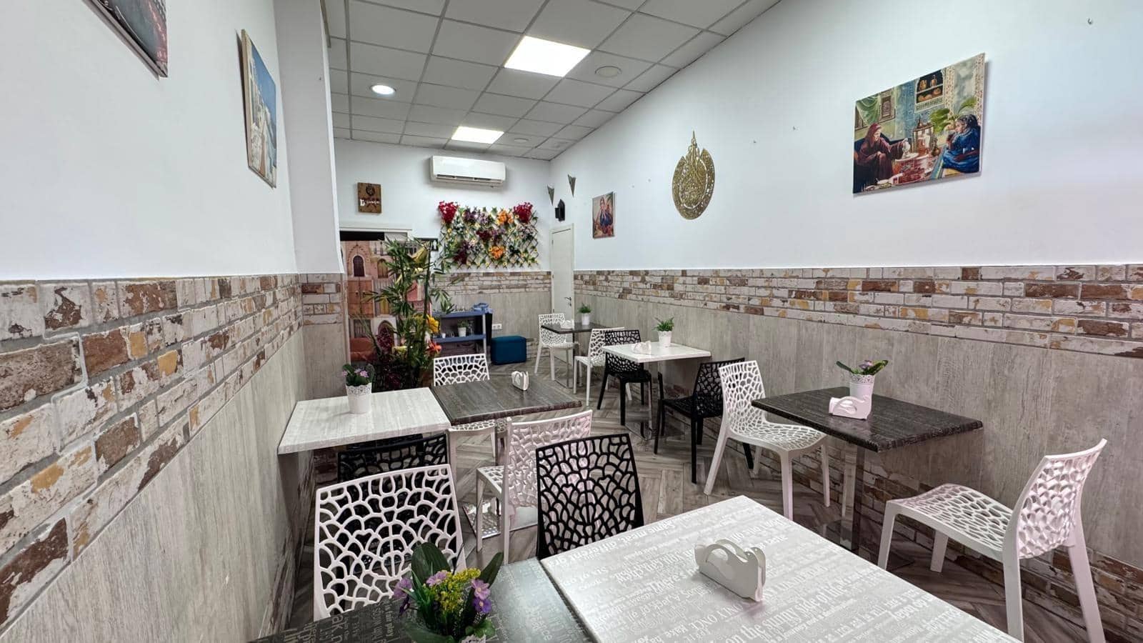 Kommersiell att hyra i Malaga stad - 765 € (Ref: 9677642)