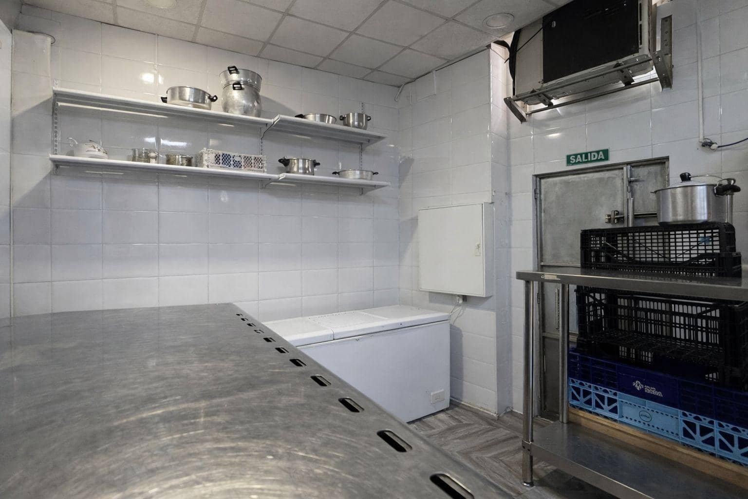 Commercial for rent in Malaga city - € 765 (Ref: 9677642)