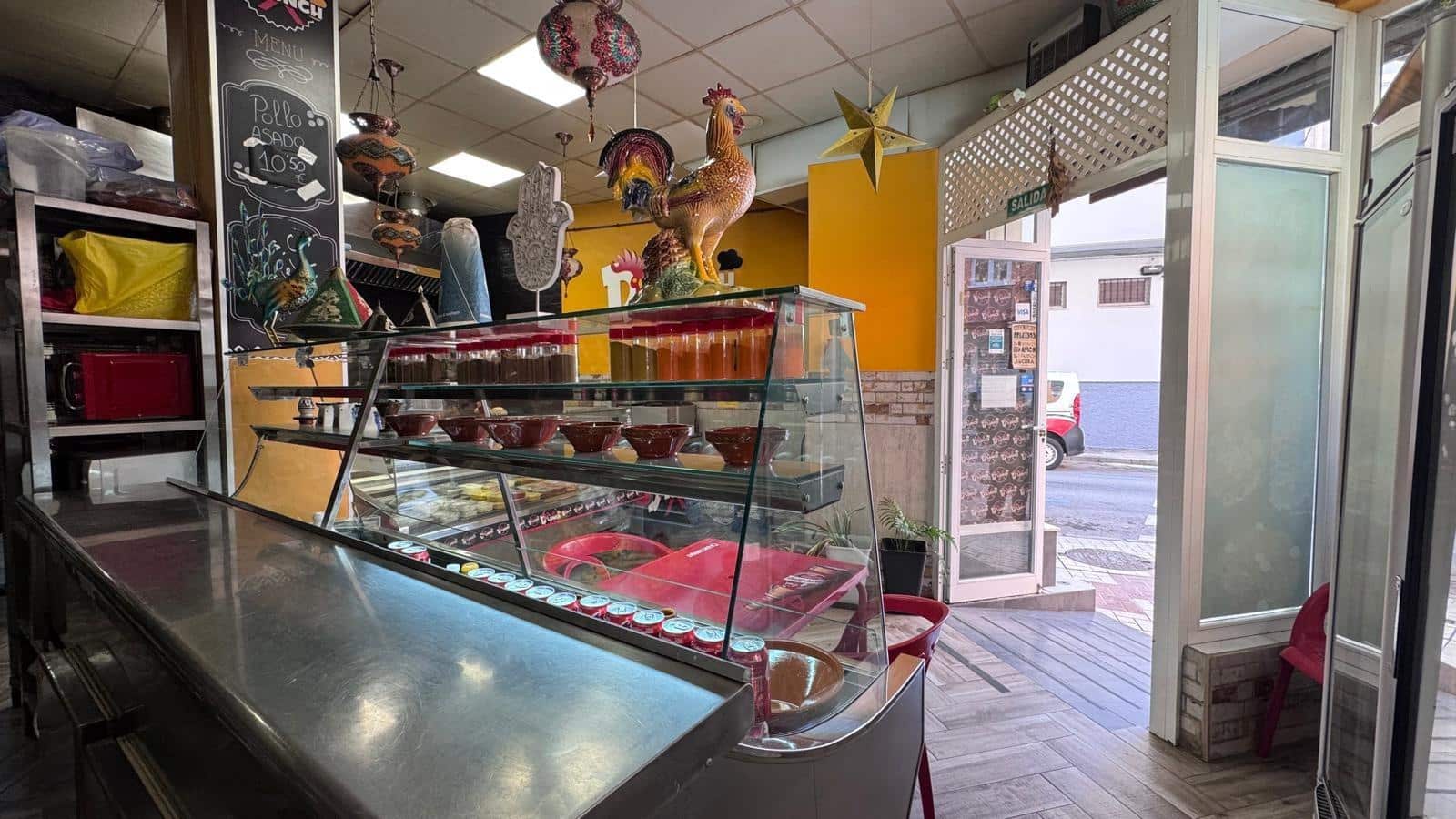 Commercial for rent in Malaga city - € 765 (Ref: 9677642)