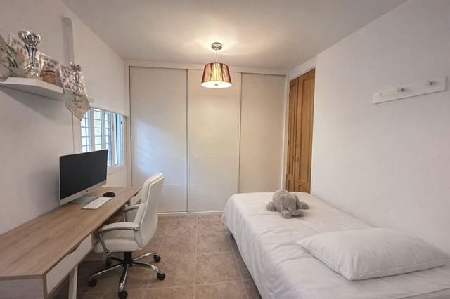 3 makuuhuone Rivitalo myytävänä paikassa Campanillas, Málaga kaupunki - 350 000 € (Ref: 9680015)