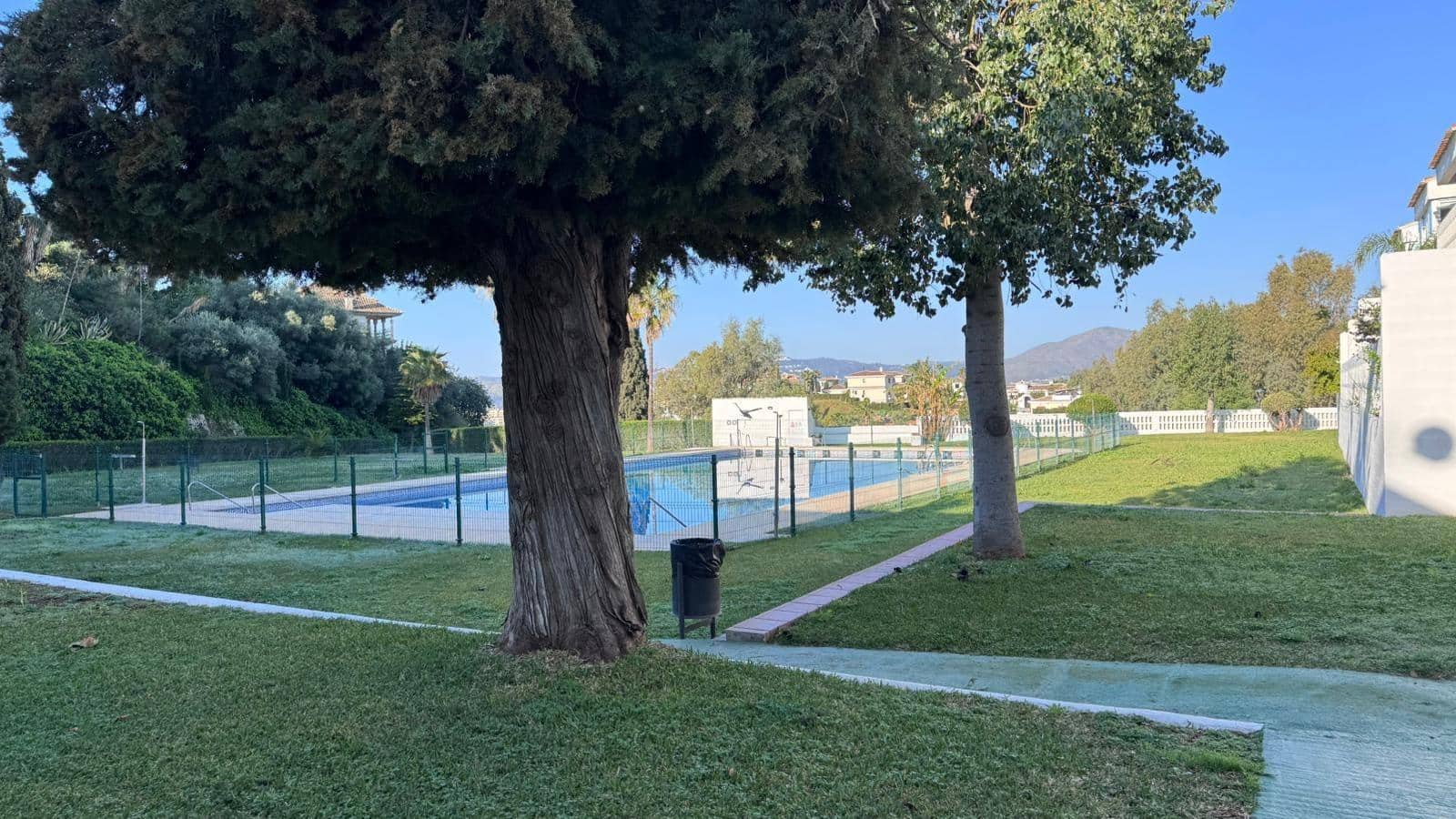 2 soveværelse Lejlighed til salg i Mijas Golf med swimmingpool - € 249.000 (Ref: 9712197)