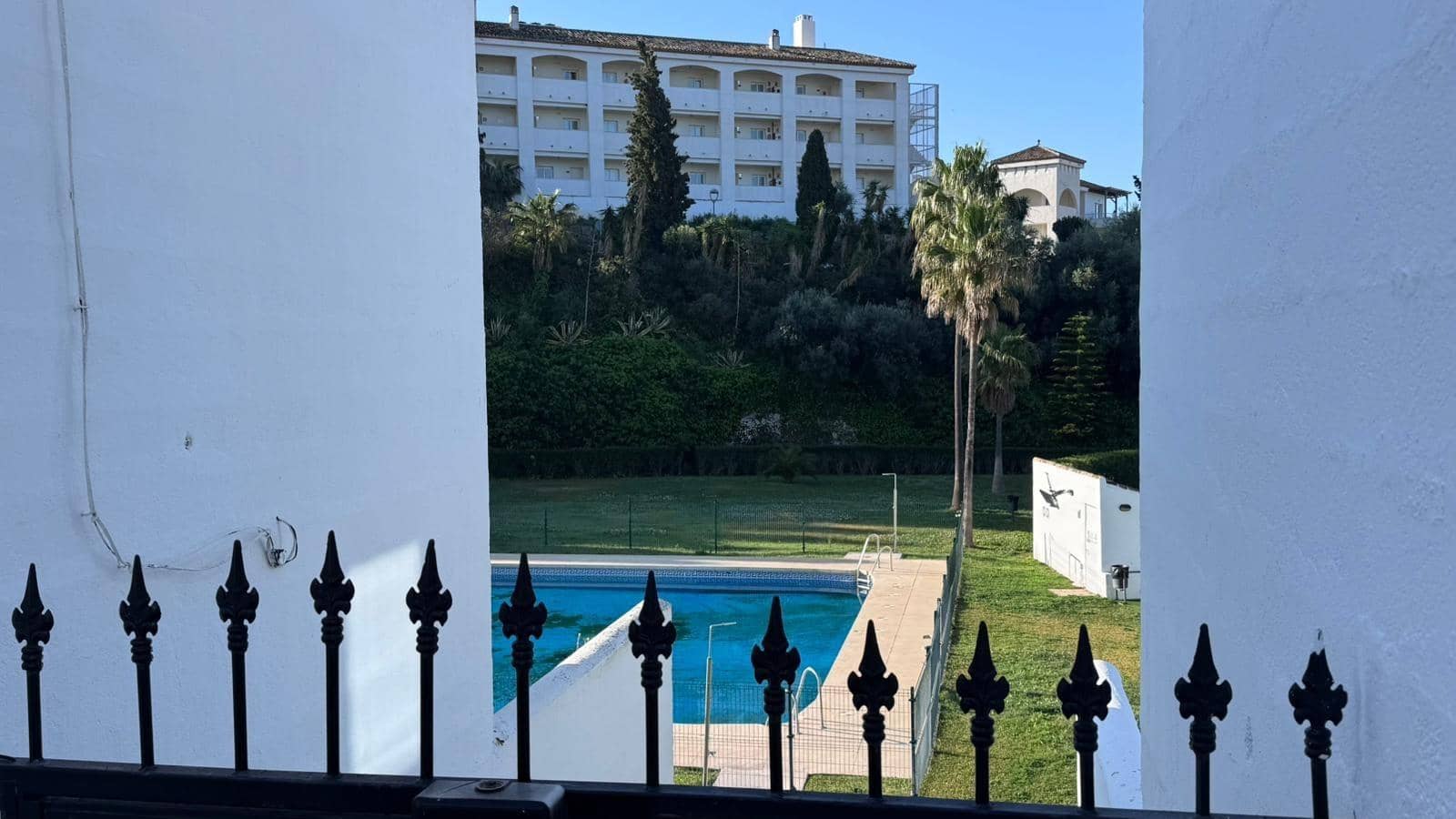 2 soveværelse Lejlighed til salg i Mijas Golf med swimmingpool - € 249.000 (Ref: 9712197)