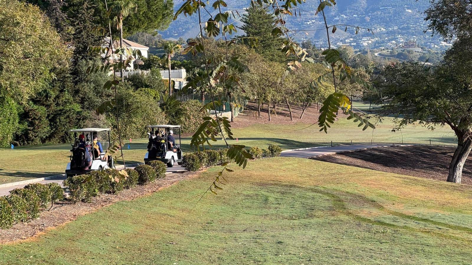 2 soveværelse Lejlighed til salg i Mijas Golf med swimmingpool - € 249.000 (Ref: 9712197)