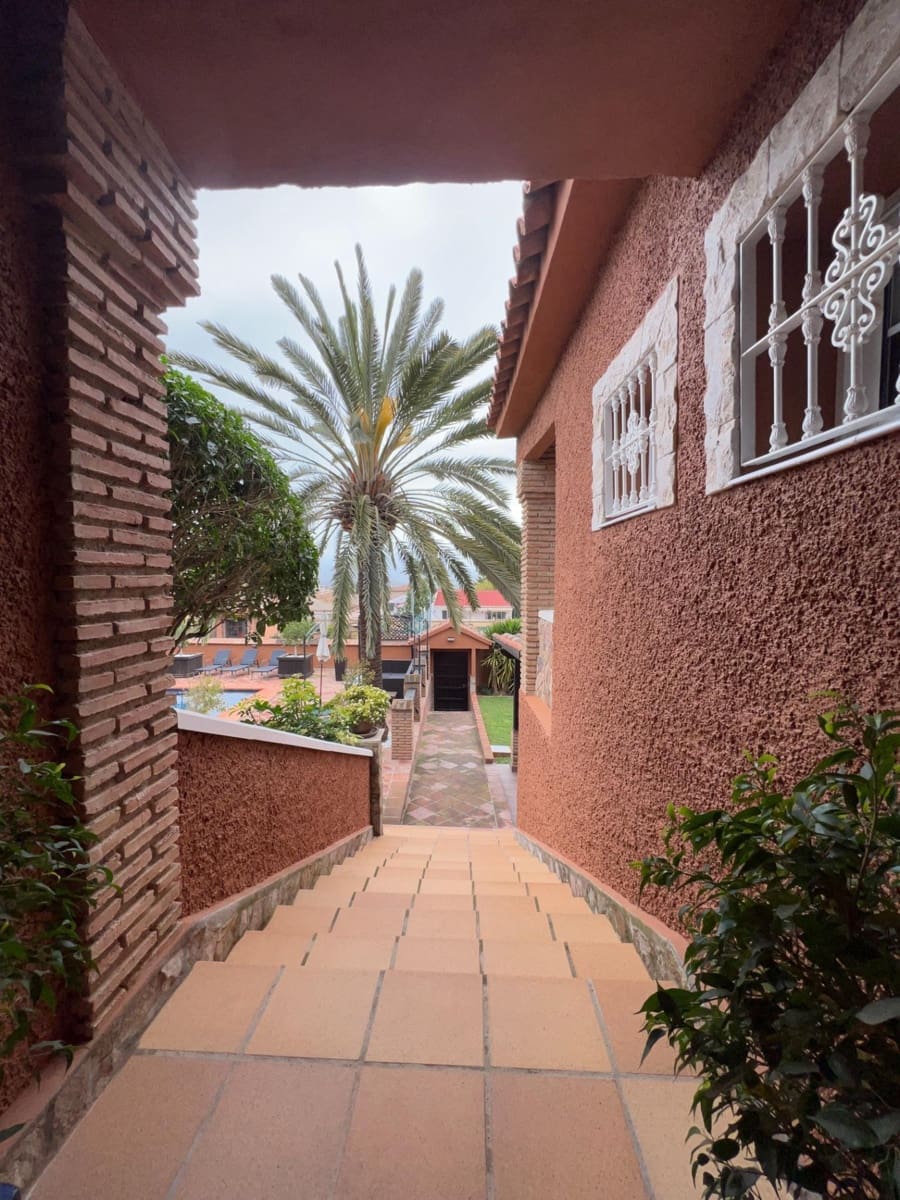 3 camera da letto Villa in vendita in Alhaurin de la Torre con piscina - 985.000 € (Rif: 9715132)