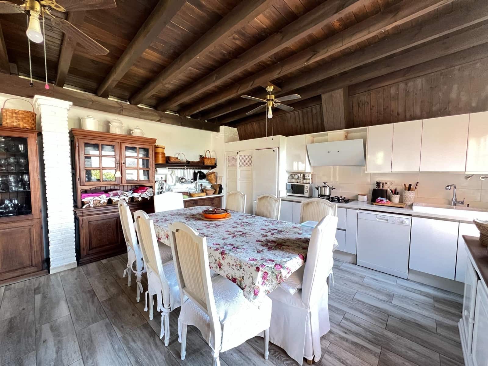 3 makuuhuone Huvila myytävänä paikassa Alhaurin de la Torre mukana uima-altaan - 985 000 € (Ref: 9715132)