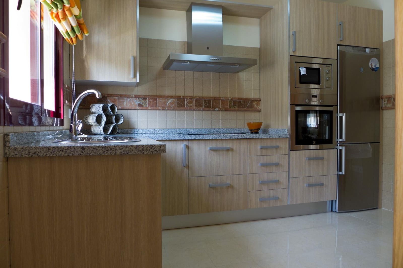 5 bedroom Semi-detached Villa for sale in Coin with pool garage - € 420,000 (Ref: 9720205)