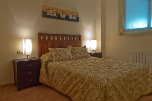 Pareado de 5 habitaciones en Coín en venta con piscina garaje - 420.000 € (Ref: 9720205)