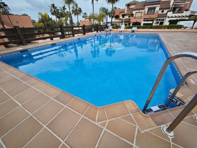 Pareado de 5 habitaciones en Coín en venta con piscina garaje - 420.000 € (Ref: 9720205)