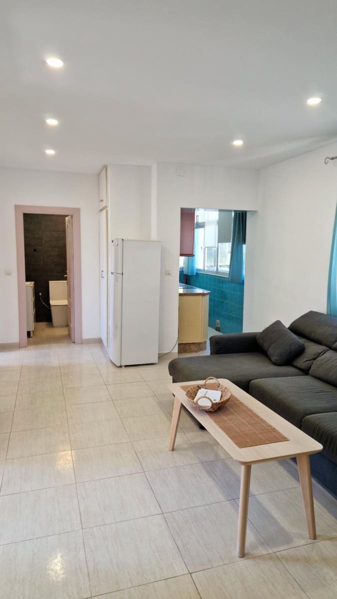 3 sypialnia Mieszkanie na sprzedaż w Miasto Malaga - 205 000 € (Ref: 9726854)