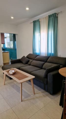 3 slaapkamer Flat te koop in Gamarra, Málaga stad - € 205.000 (Ref: 9726854)